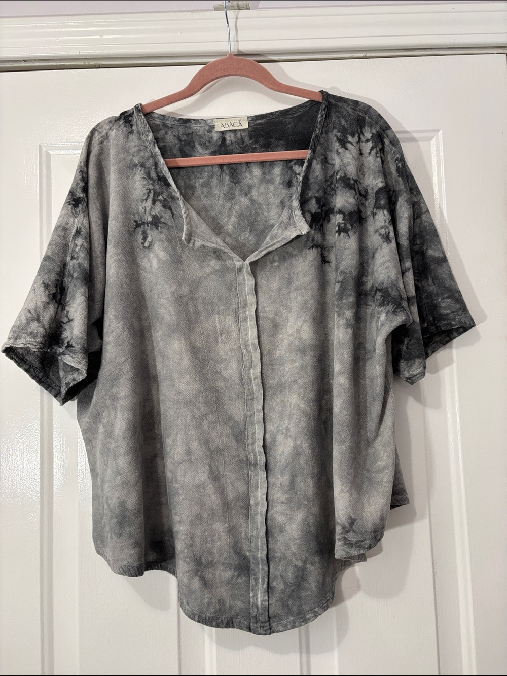 Abaca brand top Size Medium